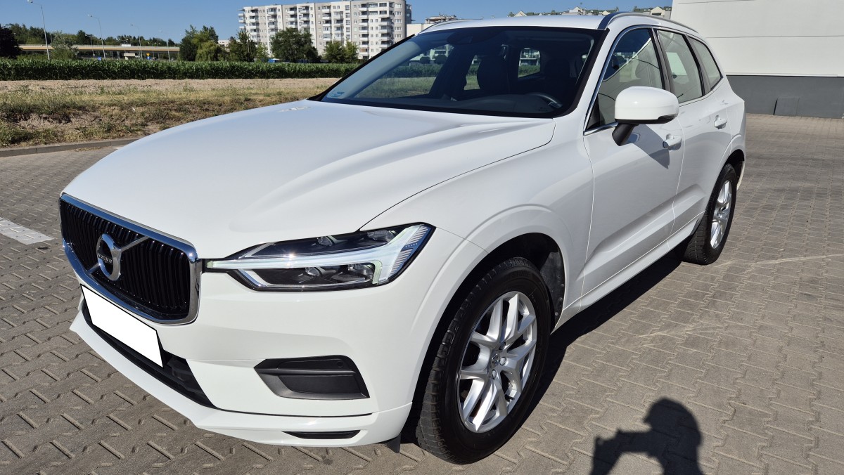 volvo xc60 t4 momentum pro