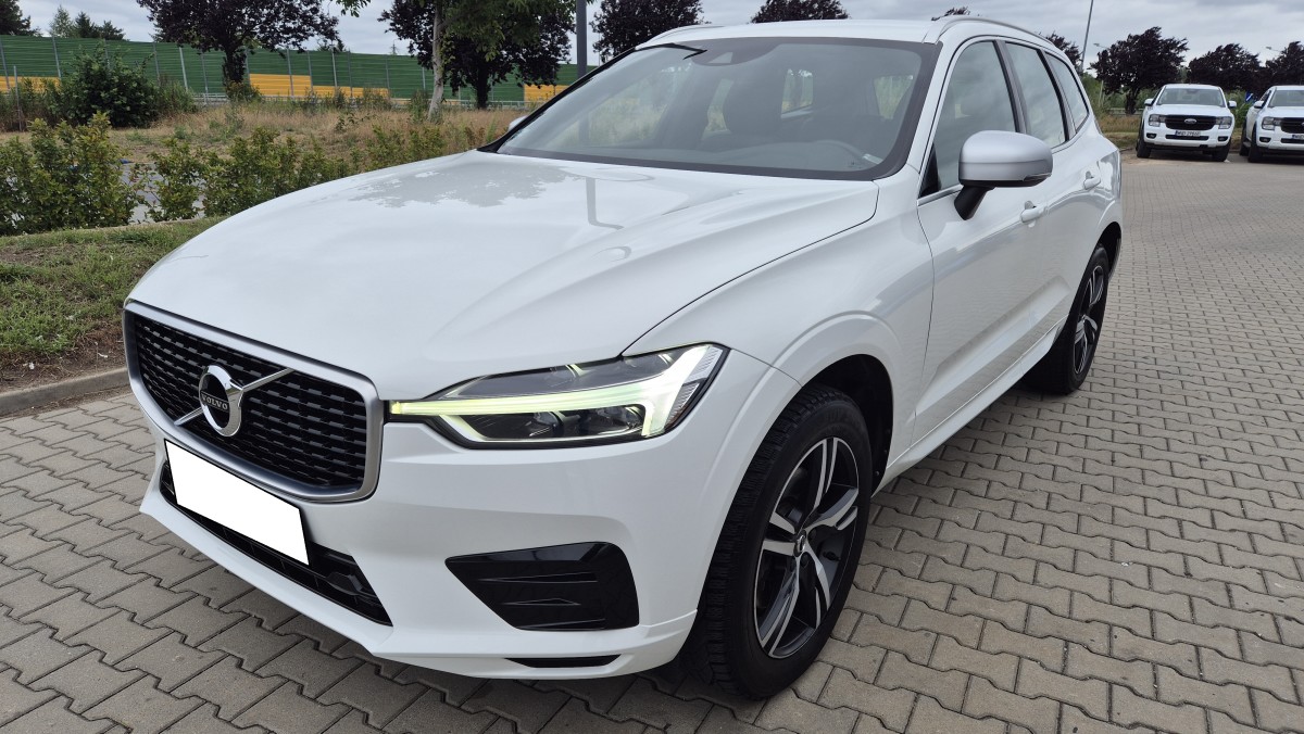 volvo xc60 t4 r-design