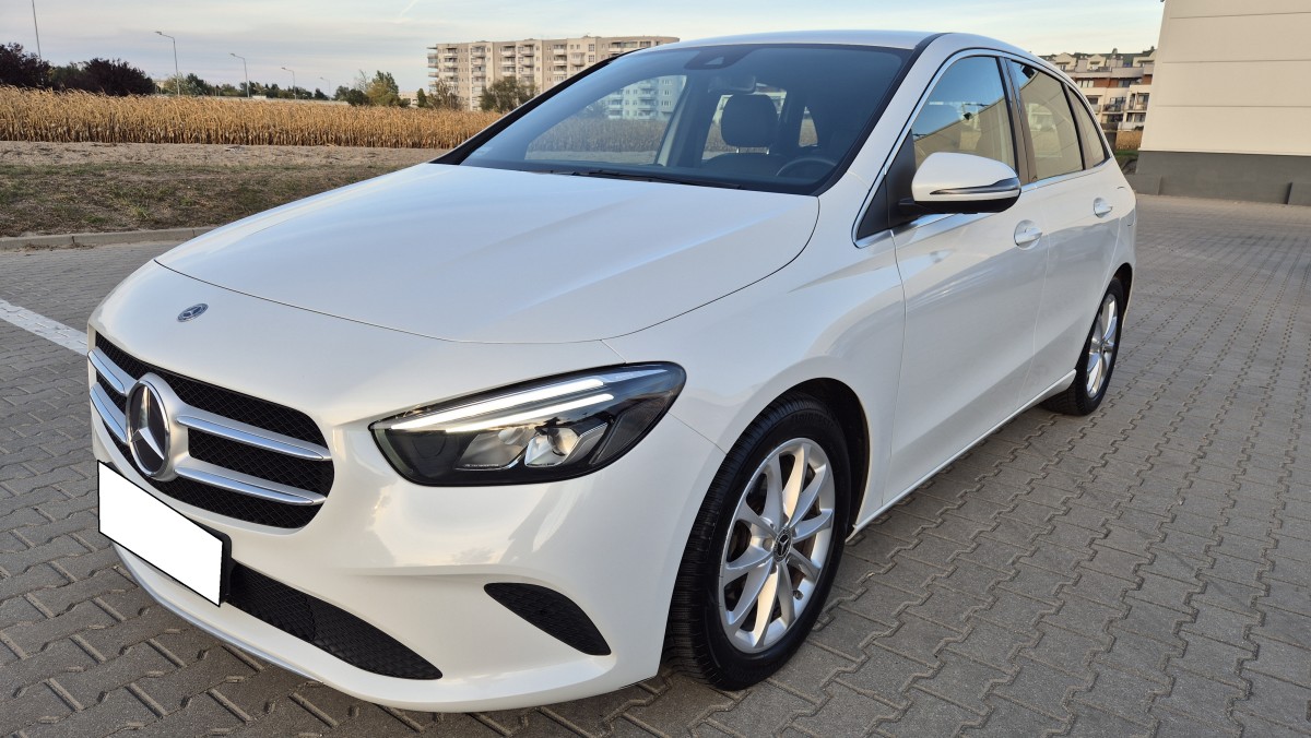 mercedes-benz b180 style