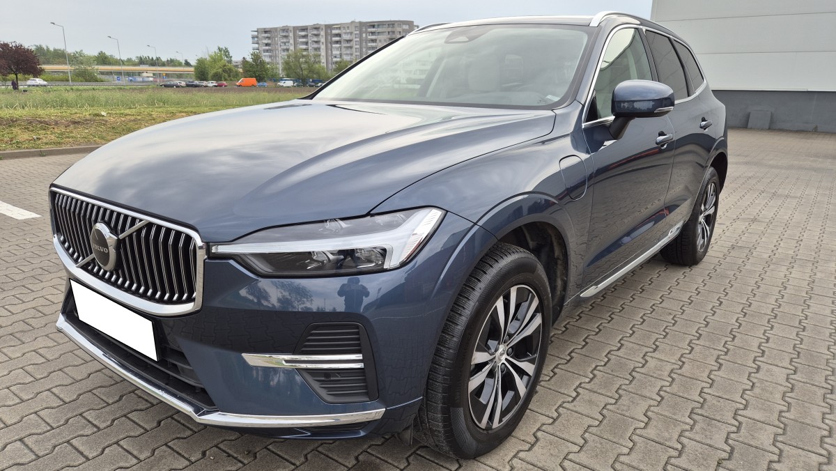 volvo xc60 t6 awd core bright